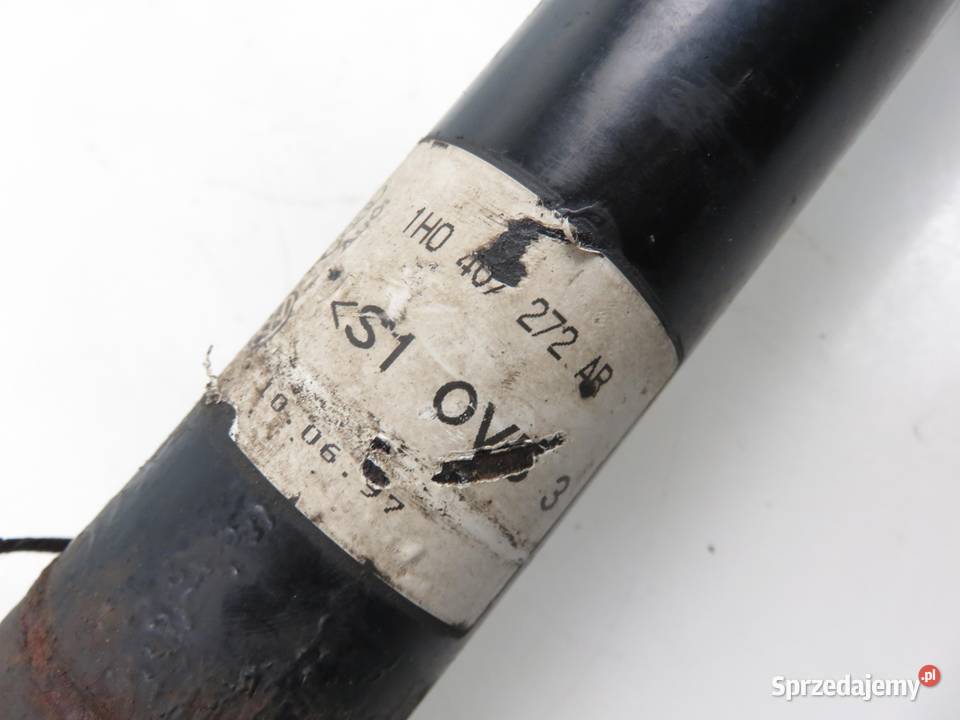 PÓŁOŚ PRAWA PRZEDNIA VW GOLF III 16 AFT sprzedam