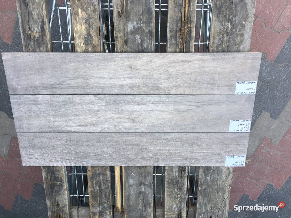 Gres płytka podłogowa living grey 15x90 firmy mazowieckie