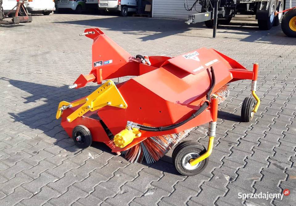 Zamiatarka ciągnikowa Rabaud Supernet 1600