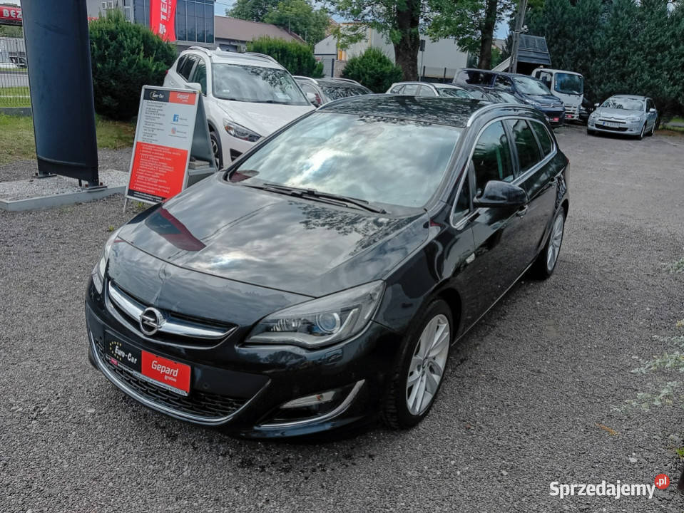 Opel Astra J 20092019 światła przeciwmgielne Janów Lubelski