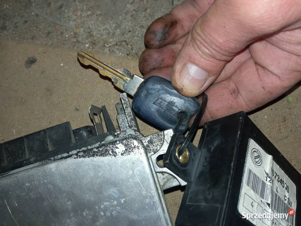 Fiat Punto Seicento 12 SPI komputer imo kluczyk Części samochodowe Poznań sprzedam