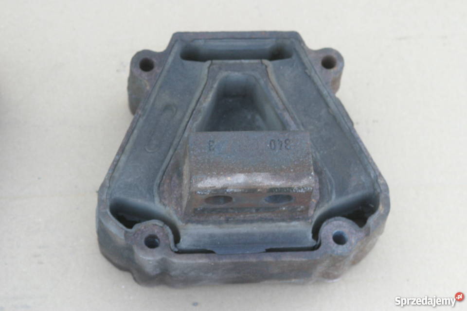 IVECO STRALIS EURO 5 ŁAPA MOCOWANIE PODUSZKA zawieszenie silnika Bieleń