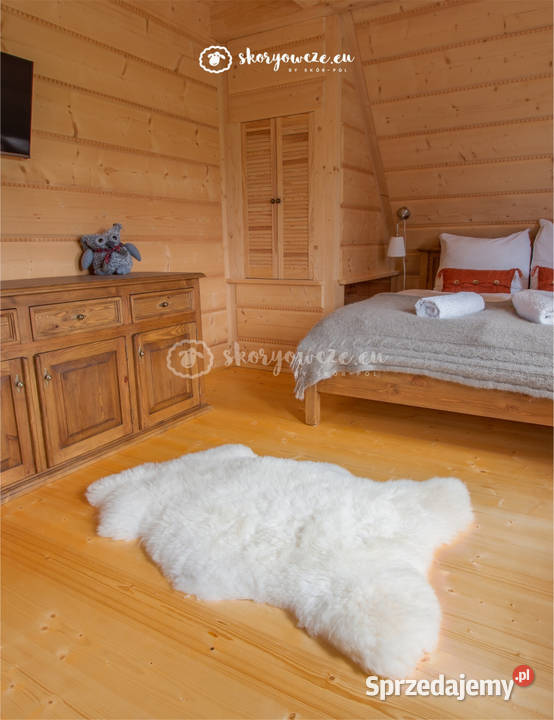 Naturalna skóra owcza biała małe jagnię Rozmiar Szaflary