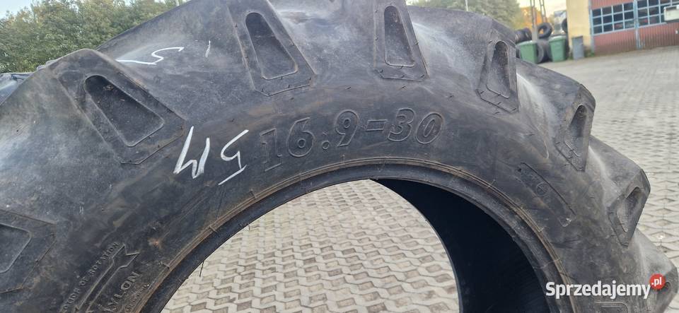 16930 169r30 42085r30 BKT 70 bieżnik Nowe Miasto Lubawskie sprzedam