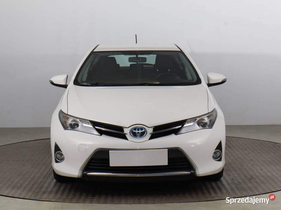 Toyota Auris Hybrid kamera cofania Bielany Wrocławskie
