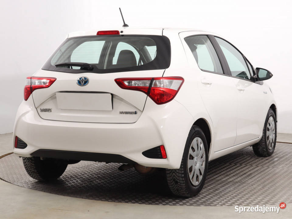 Toyota Yaris 15 VVTi Hybrid hybryda Yaris
