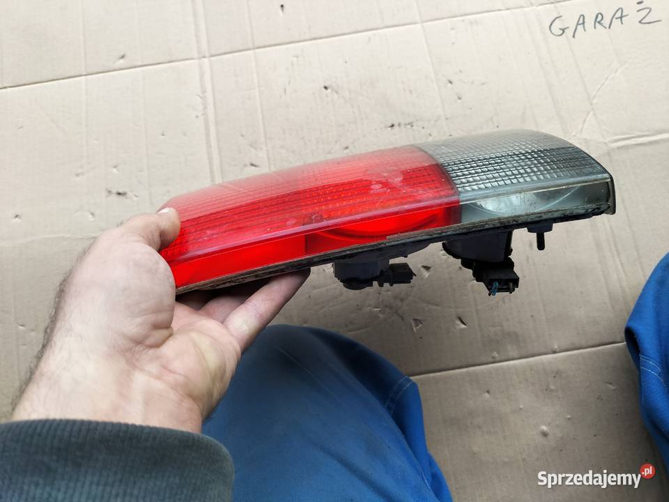 AUDI 80 B4 80B4 SEDAN LAMPA TYŁ TYLNA LEWA