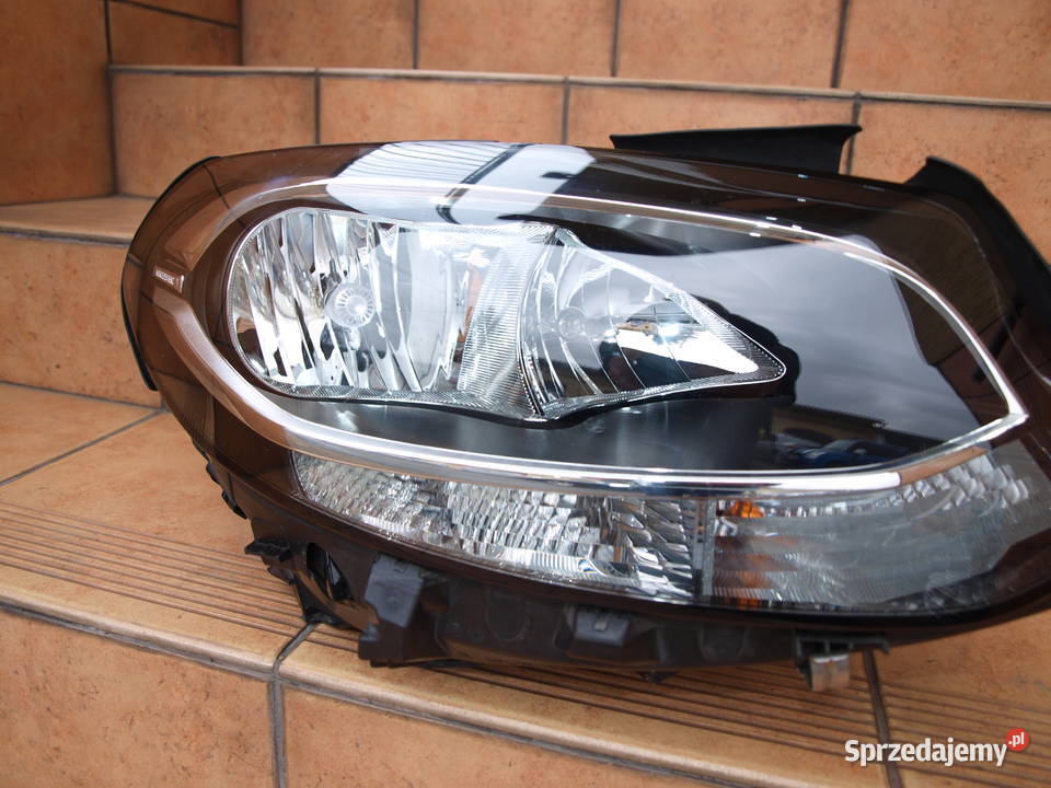 Mercedes B klasa W246 lampa prawa przód zwykła Kalisz