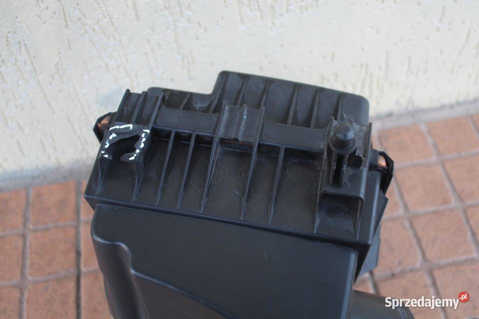 OBUDOWA FILTRA POWIETRZA OPEL CORSA D 10