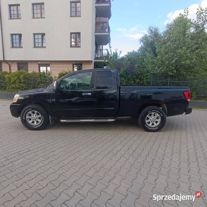 Nissan Titan 56 2006 r V8 4X4 Niski przebieg benzyna Warszawa