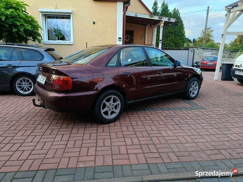 AUDi A4 B5 16 Benzyna Sprawny Technicznie opolskie Bierawa