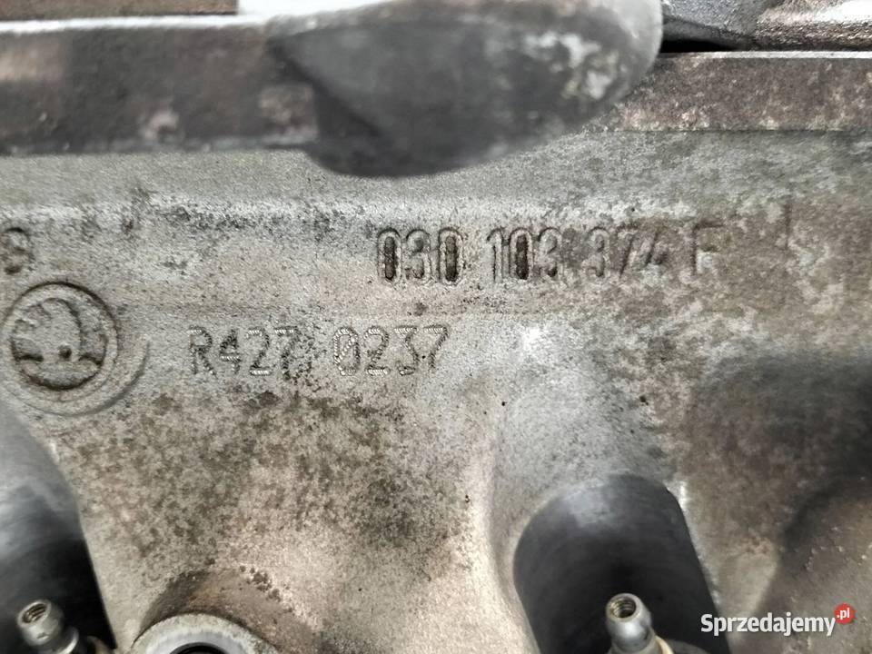 GŁOWICA KOMPLETNA 03D103374F 12 6V VW Volkswagen