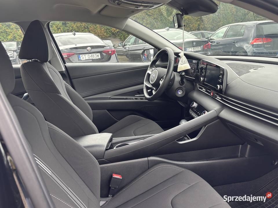 Hyundai Elantra Gwarancja welurowa tapicerka Paniówki