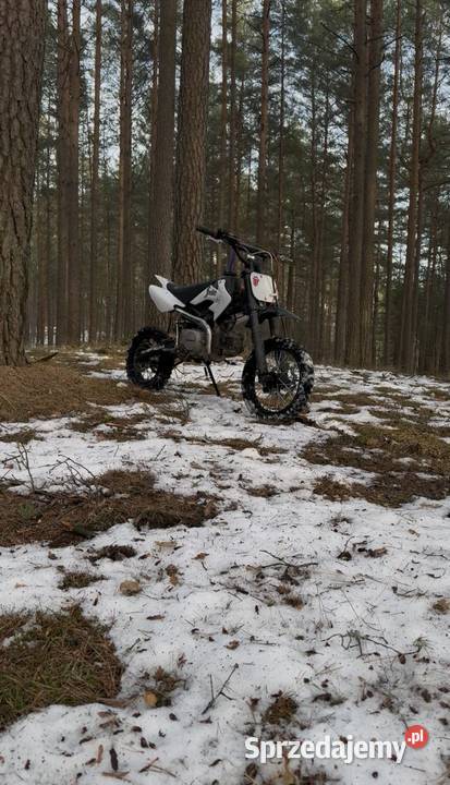 Sprzedam mrf 120cc hq Motocykle, skutery, quady pomorskie Kościerzyna