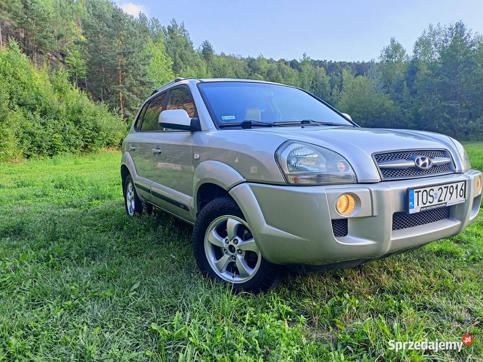 Hyundai Tucson 20 crdi 140 lakier metallic Ostrowiec Świętokrzyski