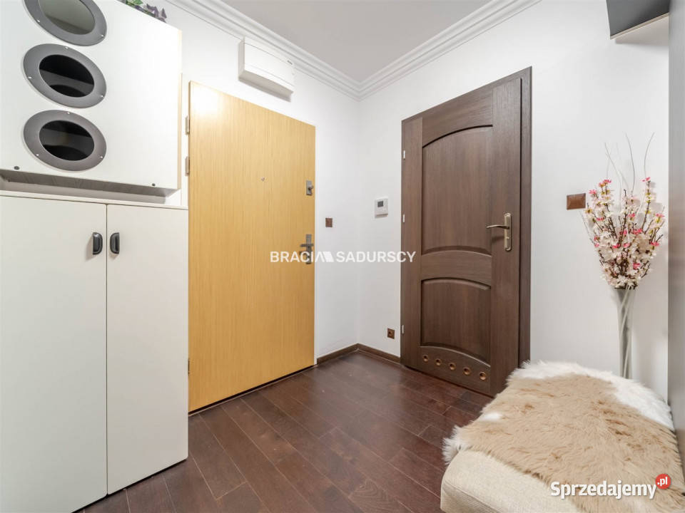 sprzedaży mieszkania Kraków Chopina 5618m2 2 parter małopolskie