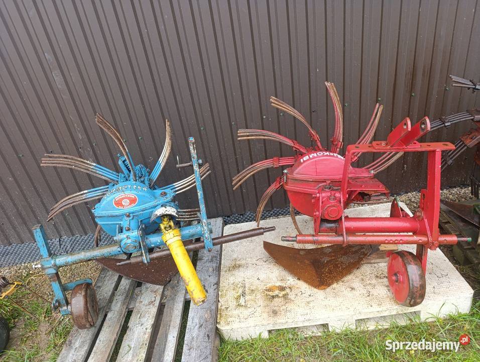 Rozsiewacz nawozów 300400L nieuszkodzony Jastrzębia