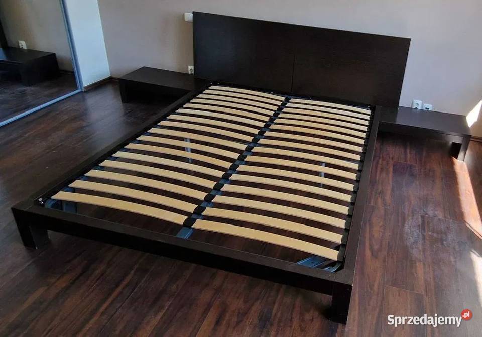 Łóżko 160 x 200 stoliki nocne stelaż wenge Ustroń