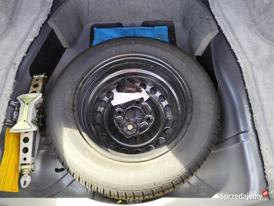 Sprzedam Volvo V40 zarejestrowany ubezpieczony z isofix Chojnice