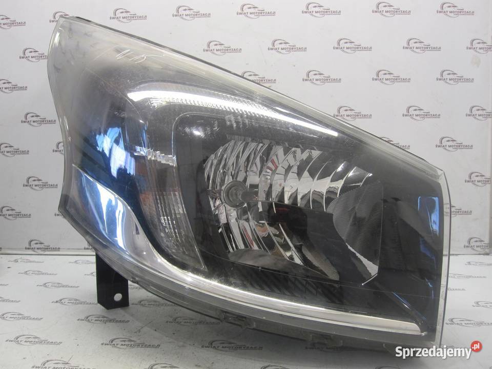 OPEL VIVARO B TRAFIC III 15r lampa prawa przód