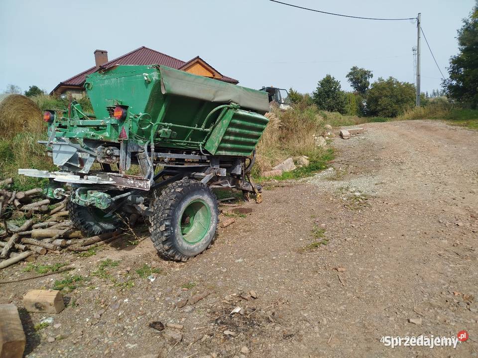 Rozsiewacz do wapna Rozsiewacze nawozów Nowa Ruda