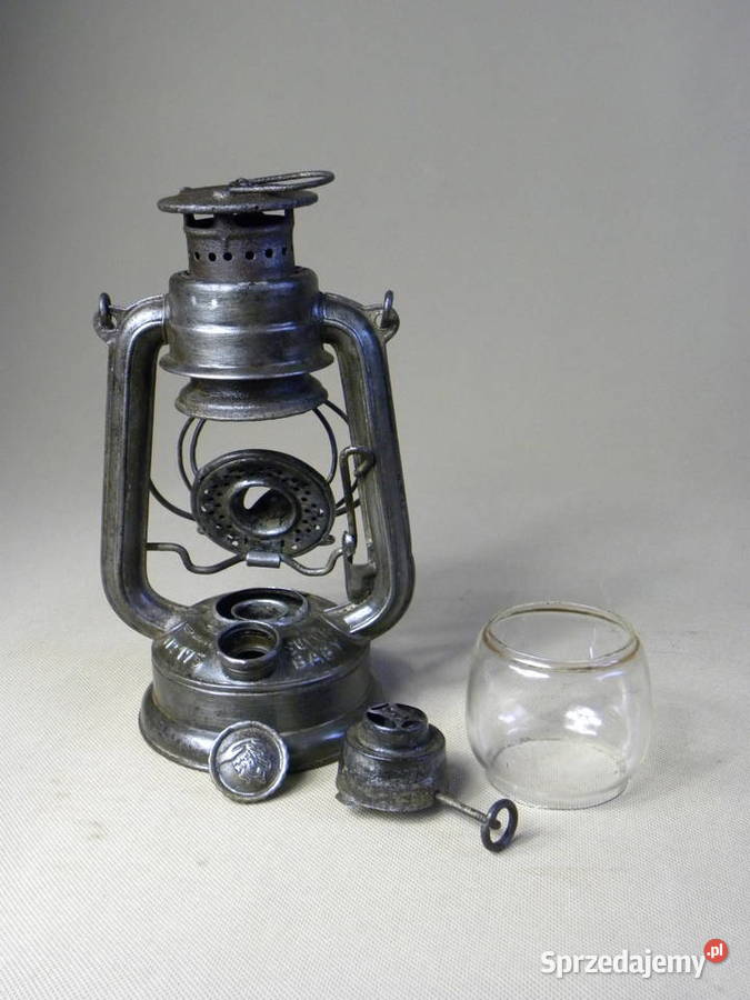 Niemiecka lampa wojskowa naftowa Feuerhand 175 Antyki