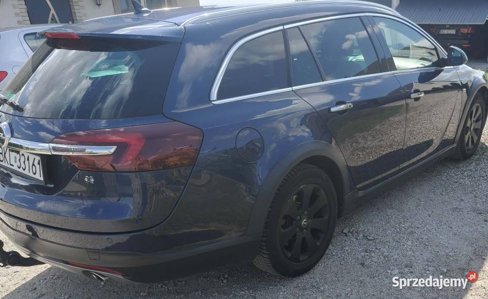 Opel Insignia Sports Tourer 20 BiTurbo 239 4x4 gniazdo SD