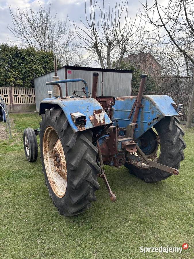 Ciągnik Ford 3000 Radomsko sprzedam