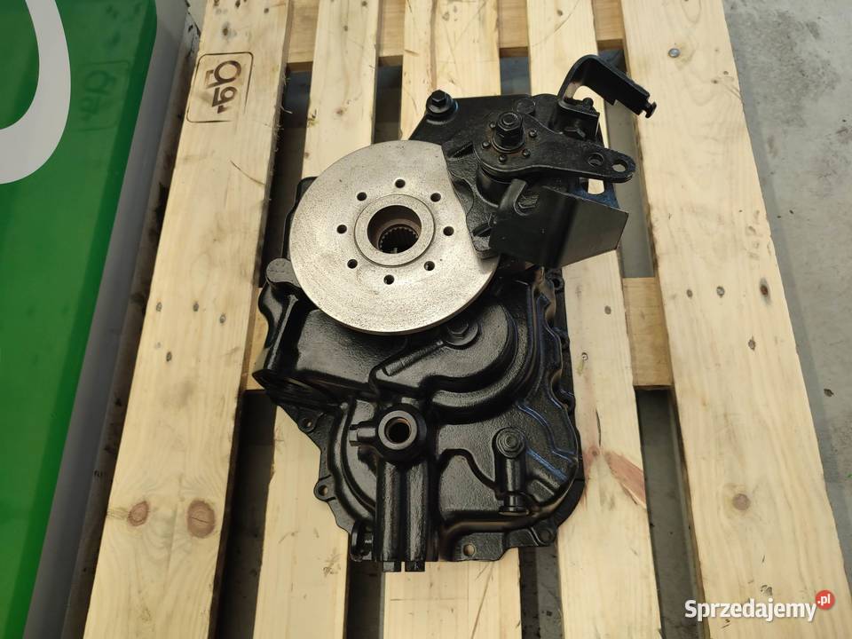 Obudowa skrzyni Manitou MLT COMT42024CYA70678 Wilkowo sprzedam