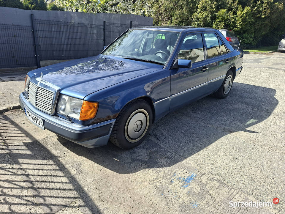 Mercedes W124 300D do remontu Rok produkcji 1990 Trzebnica