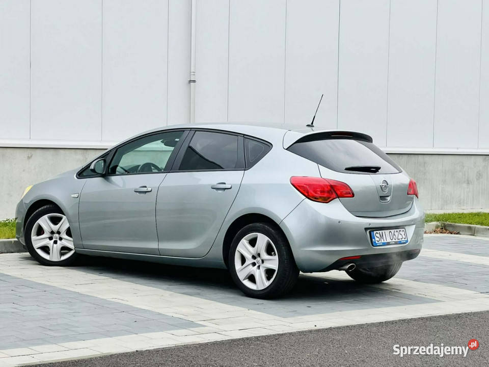 Opel Astra Opel Astra 14 Turbo Design Edition J Mikołów sprzedam