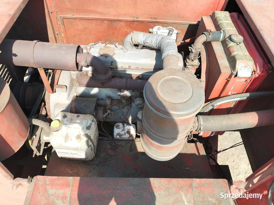 Bizon 56 kombajn zbożowy Bizon Mąkowarsko