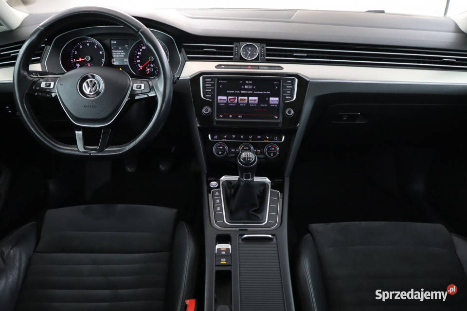 VW Passat 18 TSI wielofunkcyjna kierownica Zabrze