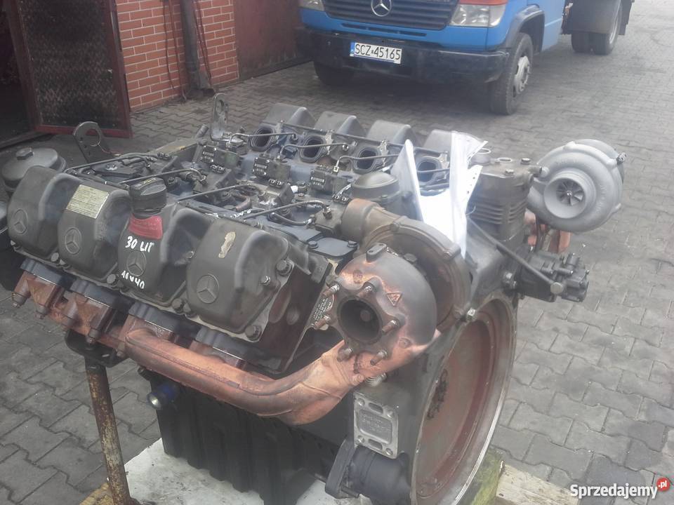 CLAAS Mercedes OM 502 LA V8 OM502LA 390kW530 Kłobuck