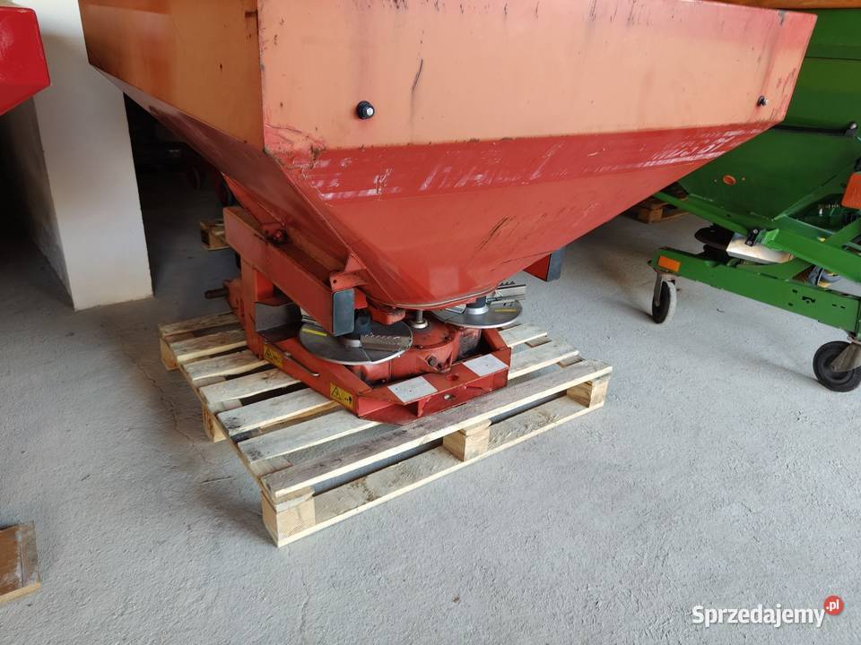 Rozsiewacz nawozów Amazone Golasowice