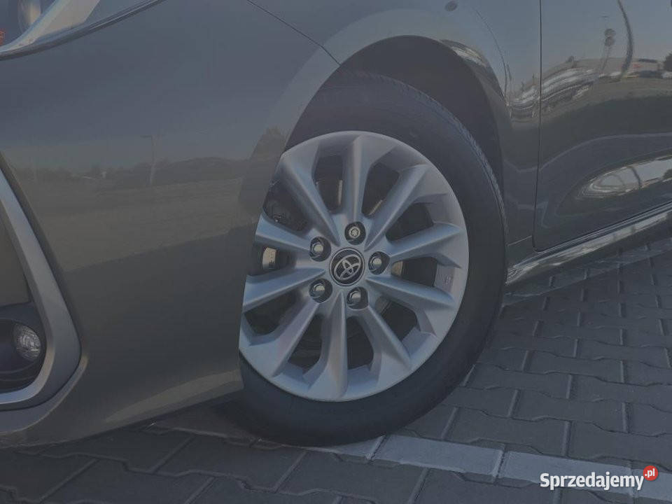 Toyota Corolla 2022r Salon Aktywny tempomat 125KM