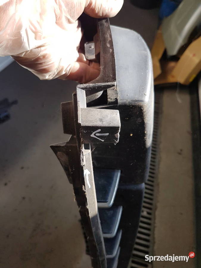 PEUGEOT 3008 I 2011 ATRAPA ZDERZAKA GRILL CHROM Turkowice