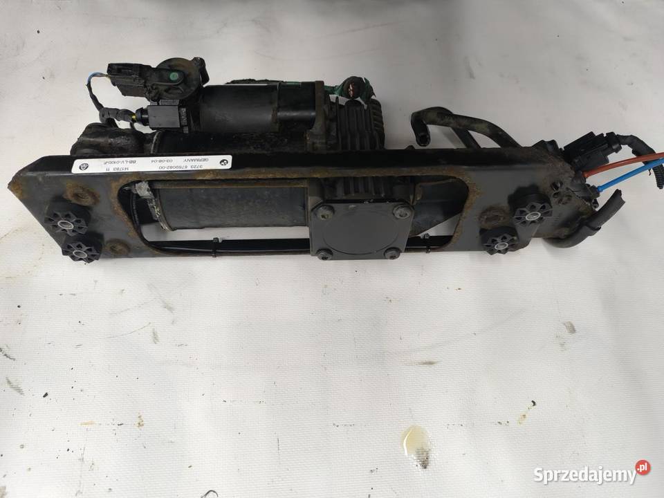 KOMPRESOR ZAWIESZENIA BMW E61 6769082 Łożyska i poduszki amortyzatorów