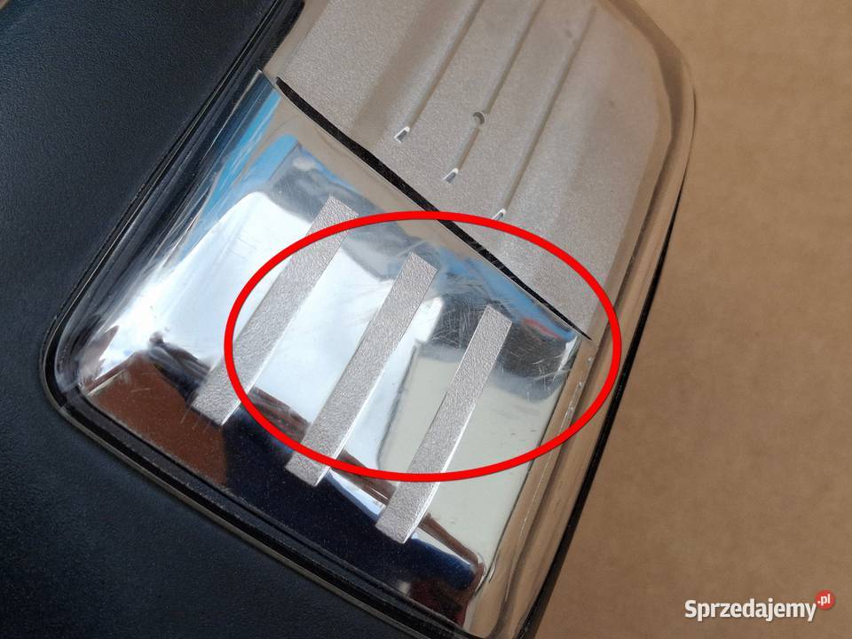 IVECO DAILY 19 OBRYSÓWKA DACHOWA PRAWA LAMPKA Lampy obrysowe Bieleń