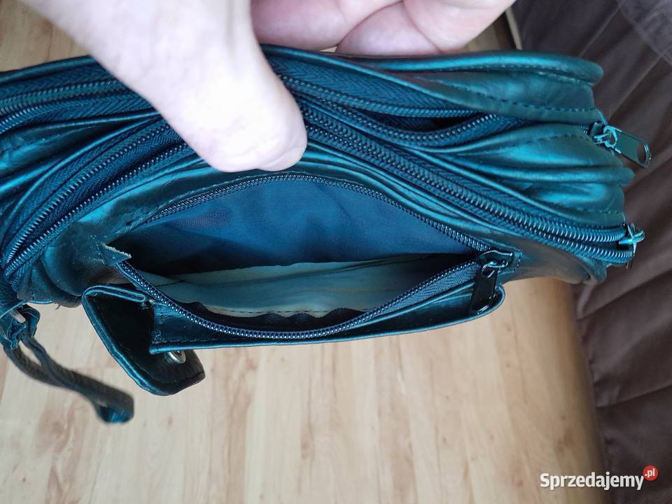 Saszetka męska do ręki w czarnym kolorze 9cm Polkowice