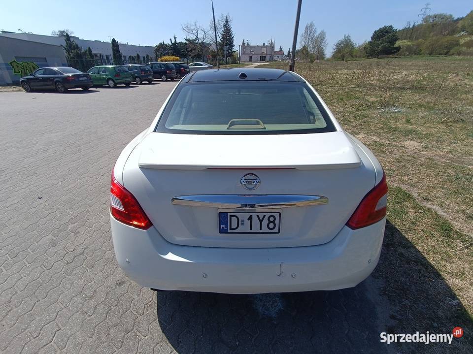 Nissan Maxima A35 wygodna limuzyna biała Rok produkcji 2010