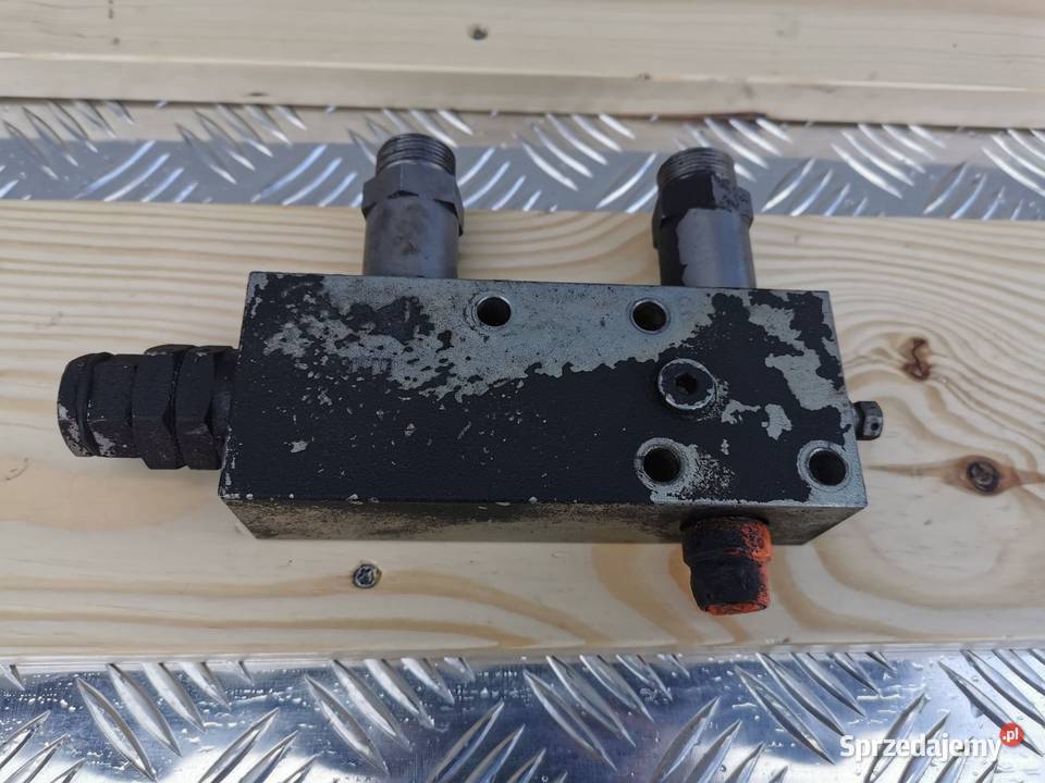 Manitou MLT 2001rZamek hydrauliczny Pozostałe Pozostałe Wilkowo