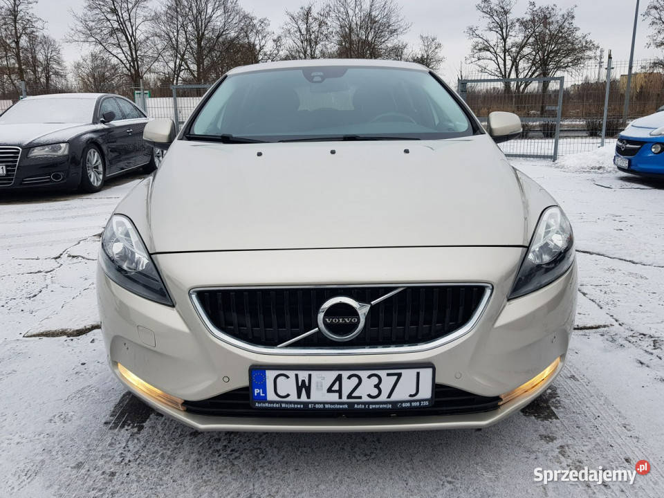 Volvo V40 20 T2 Benzyna Nawigacja Skóry światła przeciwmgielne Włocławek