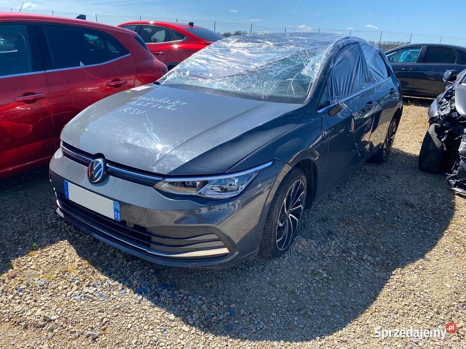 VOLKSWAGEN Golf VIII 14 EHybride OPF 204 DSG6 1400cm3