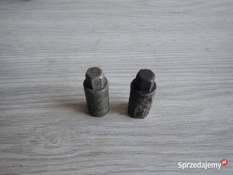2 Nakrętki Śruby Cylindra Yamaha TTR TT 600 R RE Strzelce Krajeńskie