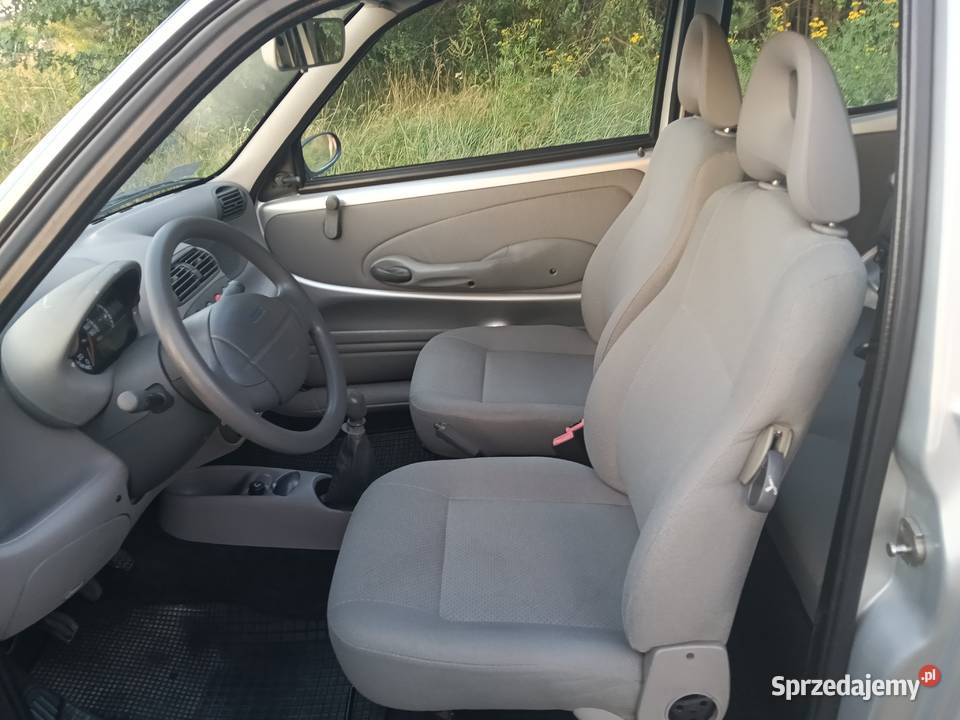 Fiat Seicento 11 2010 Polski salon 101 850 Wnętrzne