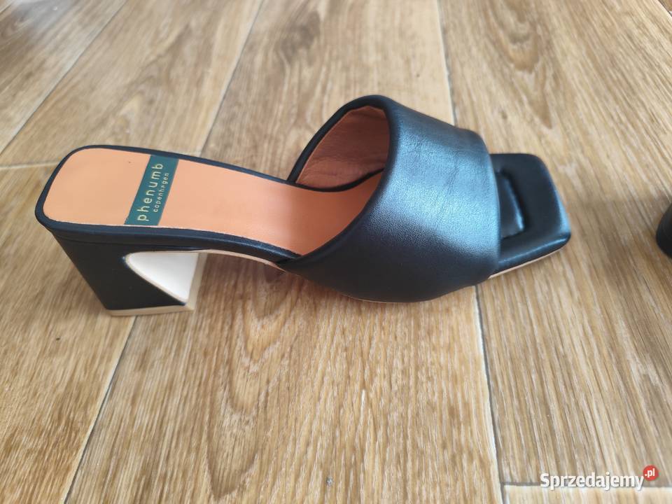 Buty PHENUMB Niegowonice