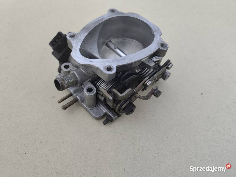 Przepustnica c20xe motronic 28 Łucka sprzedam