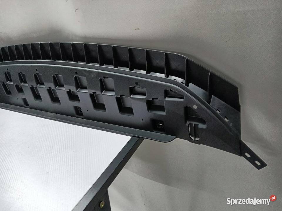 OSŁONA PŁYTA POD ZDERZAK PRZÓD PRZEDNIA SKODA Podszybia sprzedam