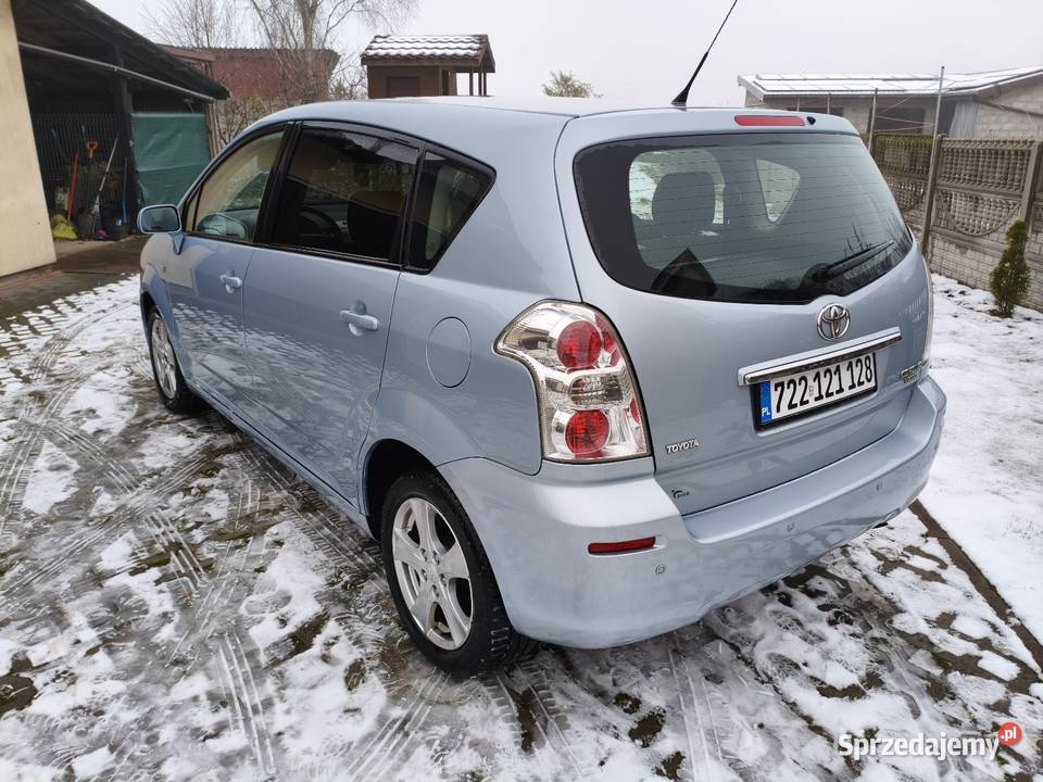 Toyota Corolla Verso 16 Glinnik